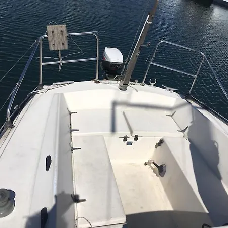 Bateau *